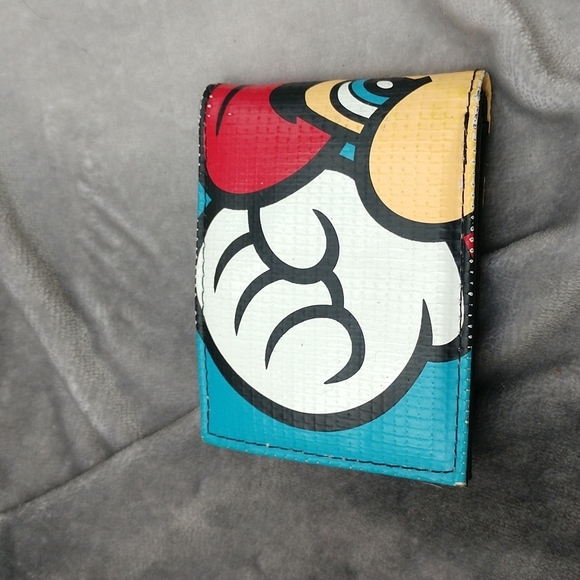 Super Mario Brothers wallet - Picture 2 of 5